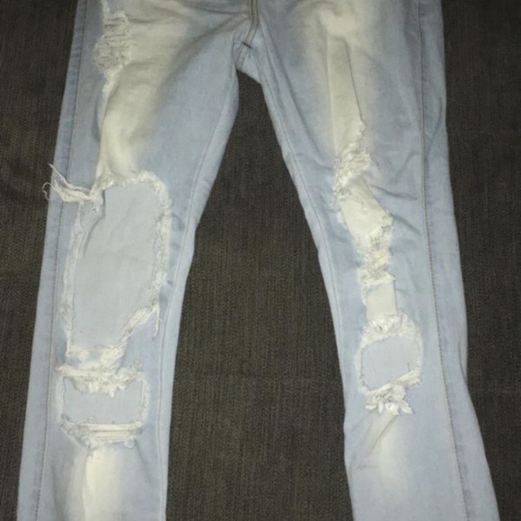 Jeans - Picture 2 of 3